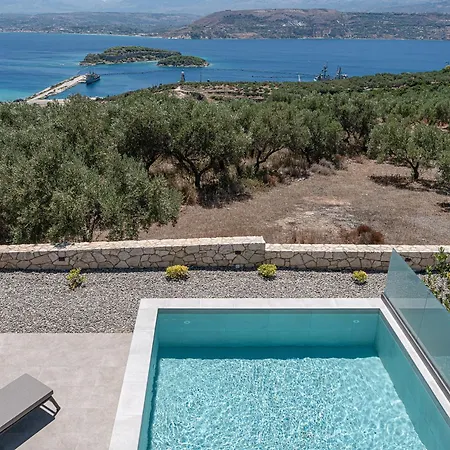 Sunny Vacay Sternai
