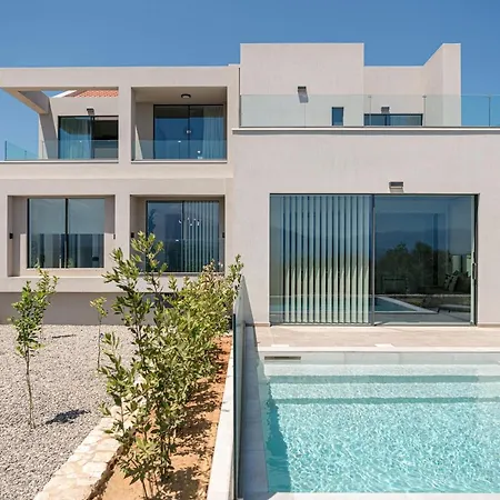 Villa Sunny Vacay *